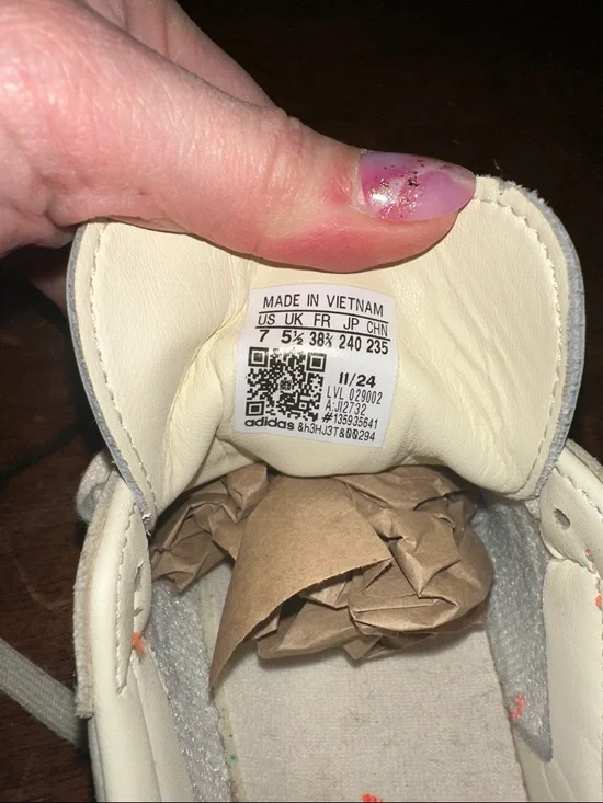 adidas Samba Cream Sneakers with Orange Stripes and Brown Suede - Picture 6 of 7